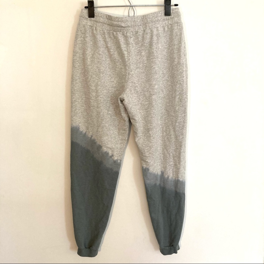 Barefoot Dreams Malibu Tie Dye Sweatpants Small - Picture 7 of 9